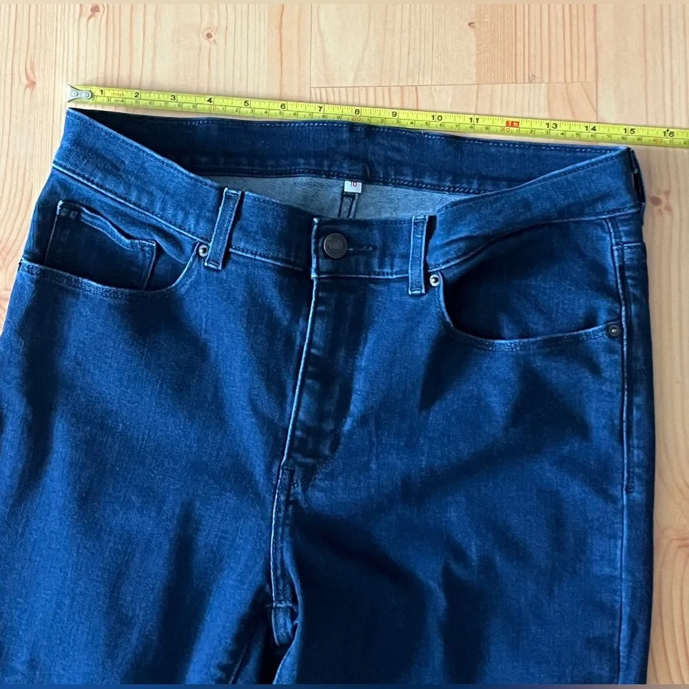 Women’s Levi Strauss Blue Jeans Capri’s Size 10 - Picture 6 of 15
